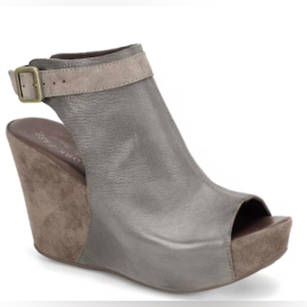 Kork-Ease Gray and Tan Open Toe Wedges Buckle Ankle